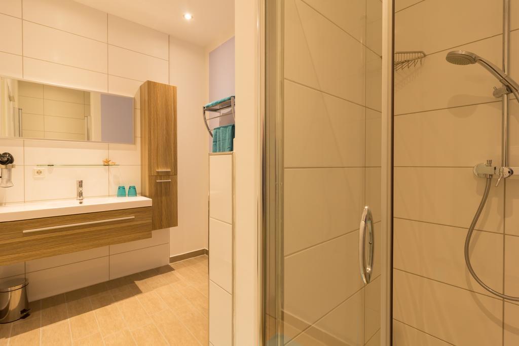 Marina Niederhavel Hotel Бранденбург Екстериор снимка